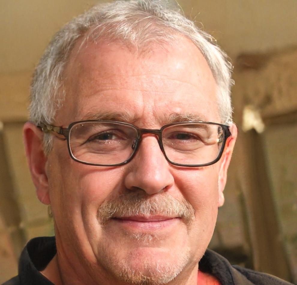 Henrik Bergqvist, course coordinator